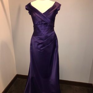 Salon Sample, Robert Bullock Evening Gown